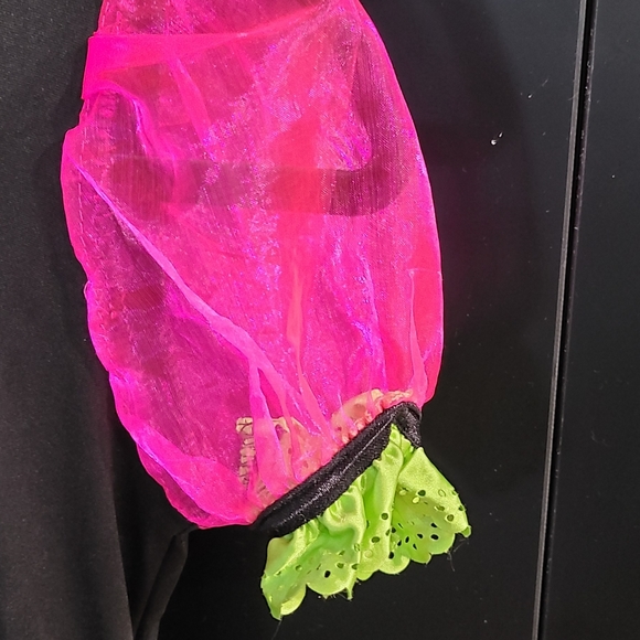 Female Mad Hatter Costume - Picture 5 of 15